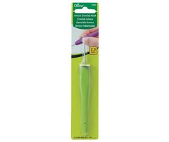 Clover Amour Crochet Hooks - Various Sizes